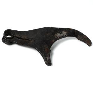 Вилка включення рядів роздавальної коробки (лита) 151.37.356