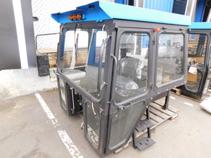 Кабіна МТЗ мк 70-6700010  з сидінням (бокові рамки)  (в-во Білорусь)